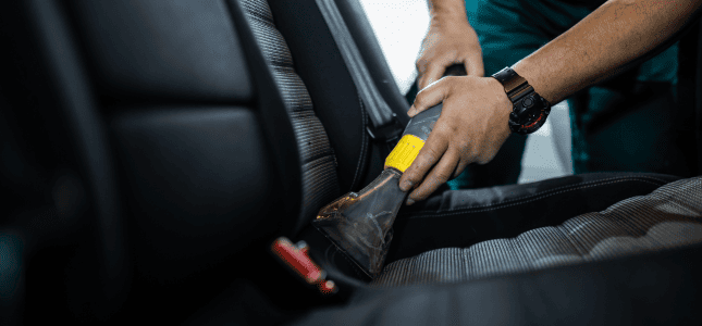 安心の抗菌で清潔な
車内環境を!